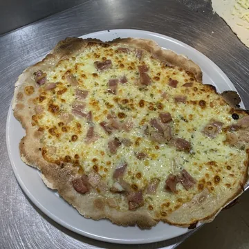 Pizza Carbonara sin gluten de Pizzería Vianco
